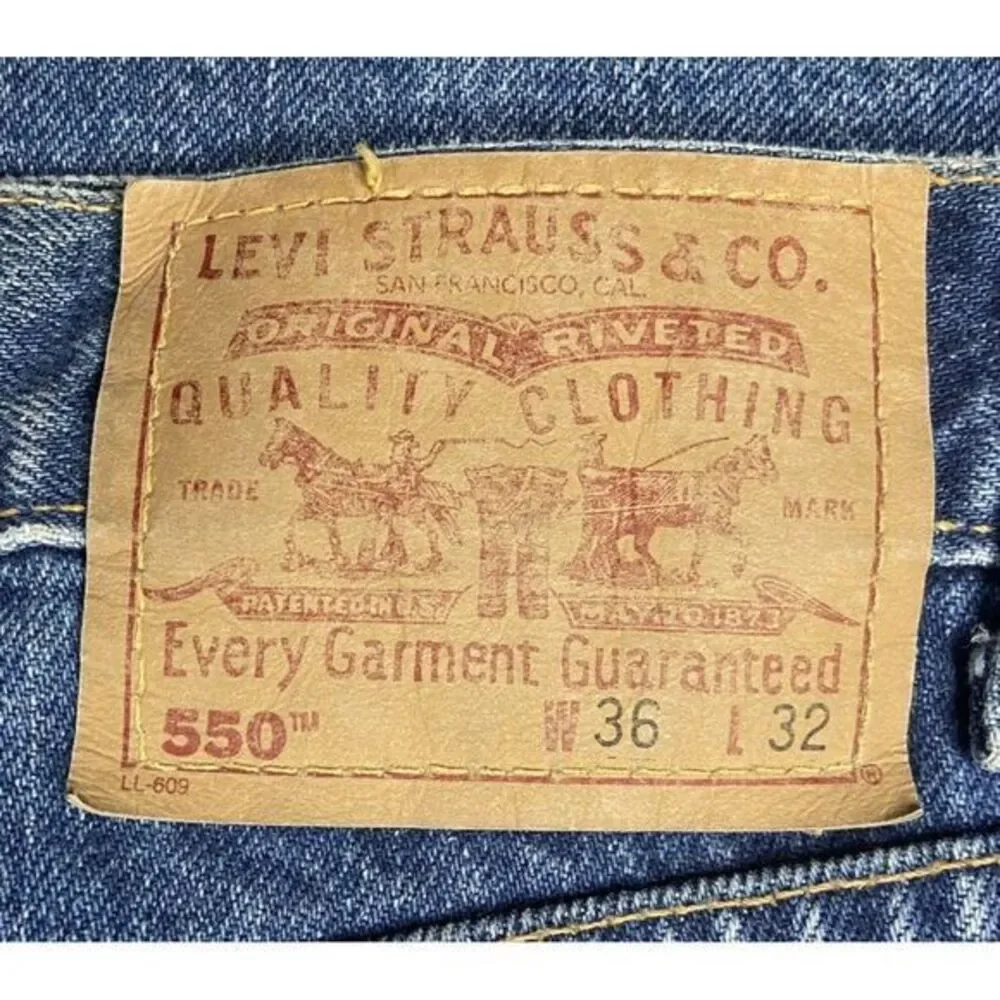 Vintage Levis Jeans Men 36x32 550 Blue Dark Y2K Black Bat Wing 100% Cotton Denim